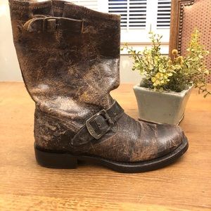 Frye Veronica distressed leather boots